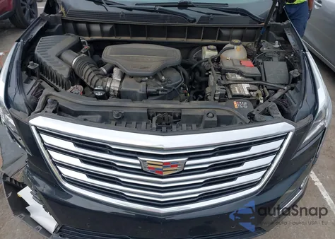 2017 Cadillac Xt5 Luxury z USA, uszkodzony, nr VIN 1GYKNBRS8HZ182994